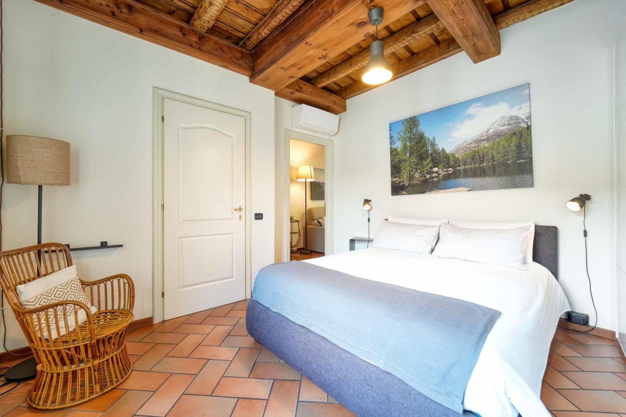 Casa Di Milo Apartment Чернобио Екстериор снимка